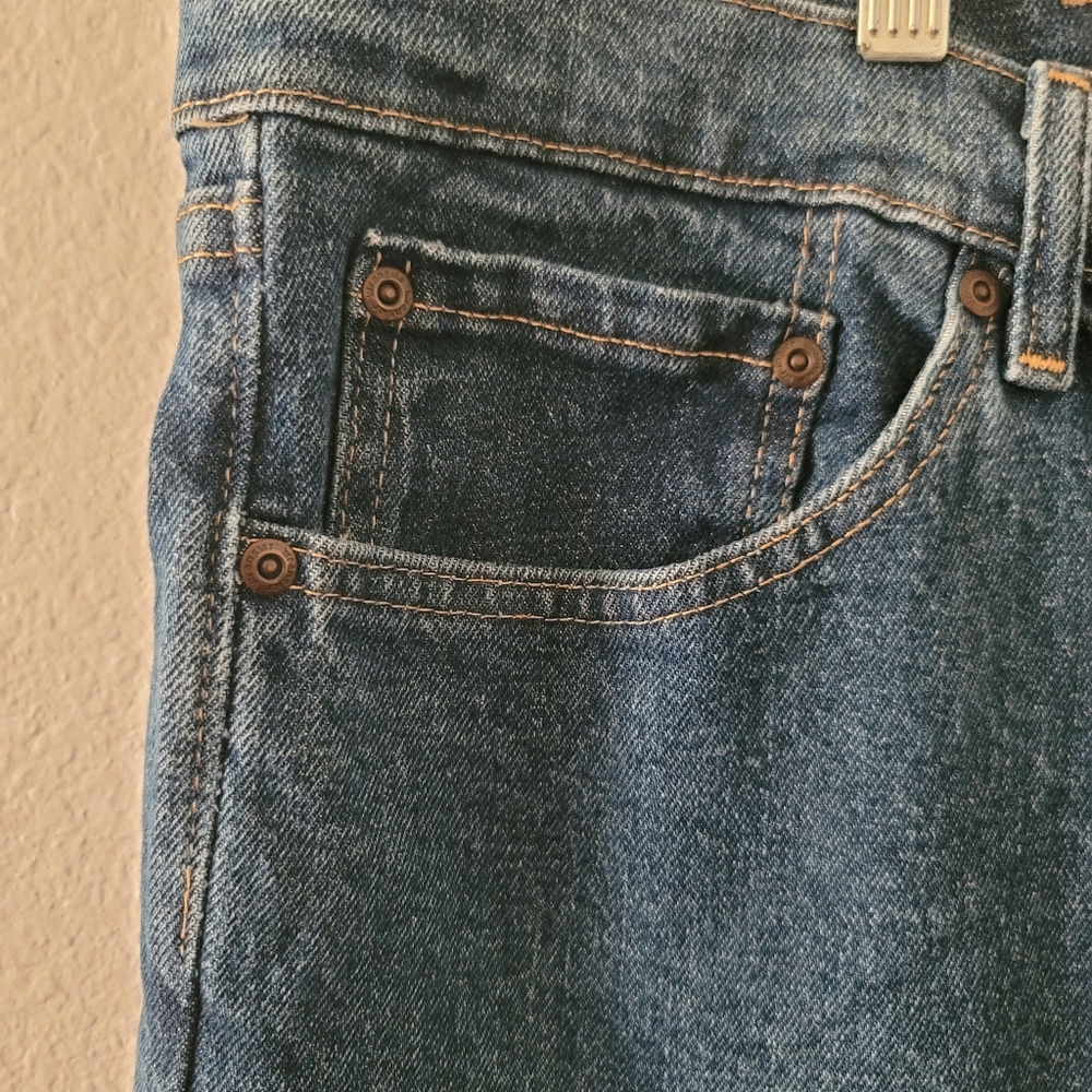 Wrangler mens jean shorts size 48 relaxed fit 10" inseam NWT - Picture 3 of 10